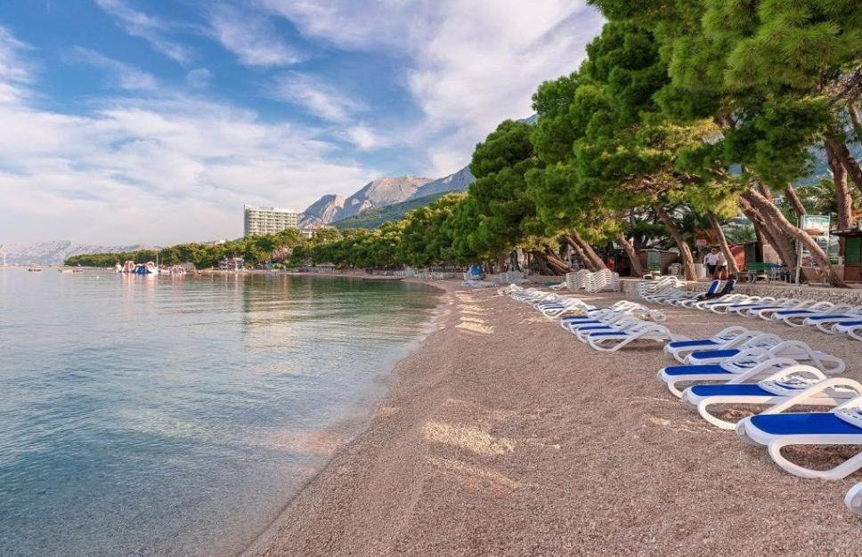 Beach Marin Makarska Exterior photo
