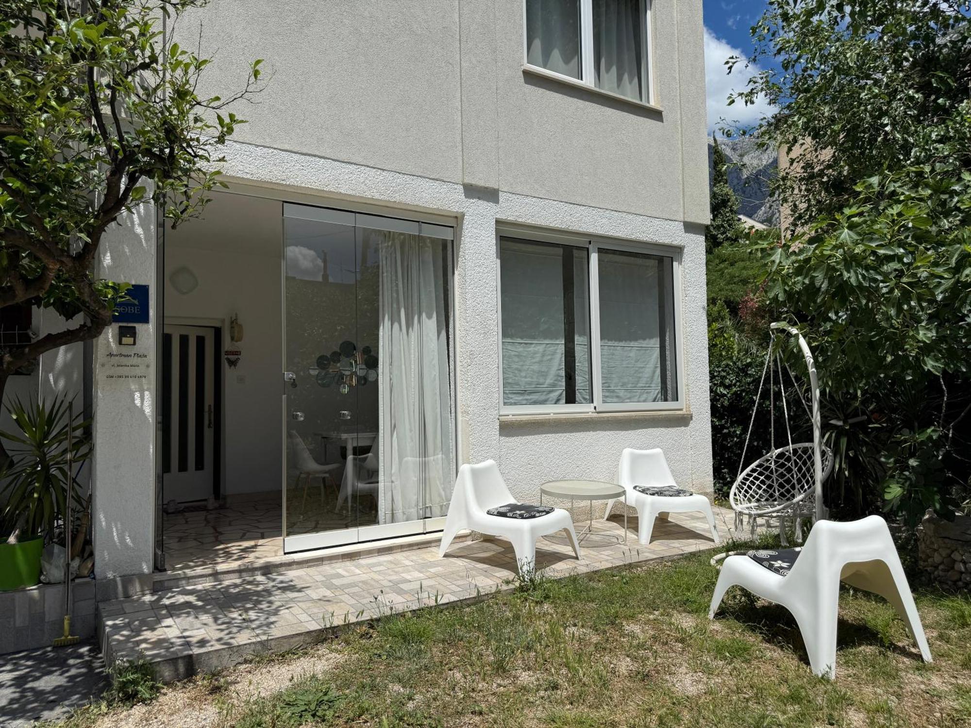 Beach Marin Makarska Exterior photo